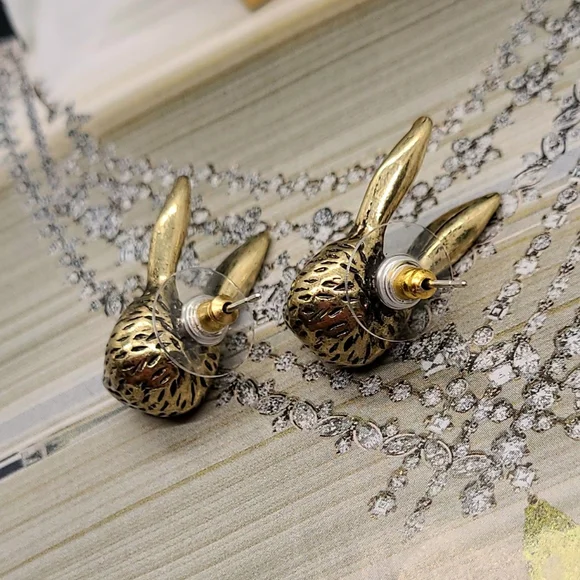 Vintage Estate Bunny Rabbit Crystal Stud Gold Earrings - Picture 12 of 16